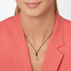 Alternative view of Ciondolo stellina in oro rosa.