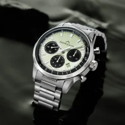 Alternative view of Norqain Freedom 60 Chrono