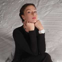 AI6007 CRM72 130 7 lifestyle 2